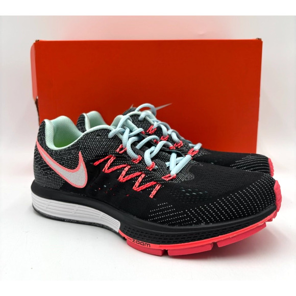 Nike AIR ZOOM VOMERO 10 Women's NEW Vintage Running Shoe Black US Size 8.5 NIB - Picture 1 of 11